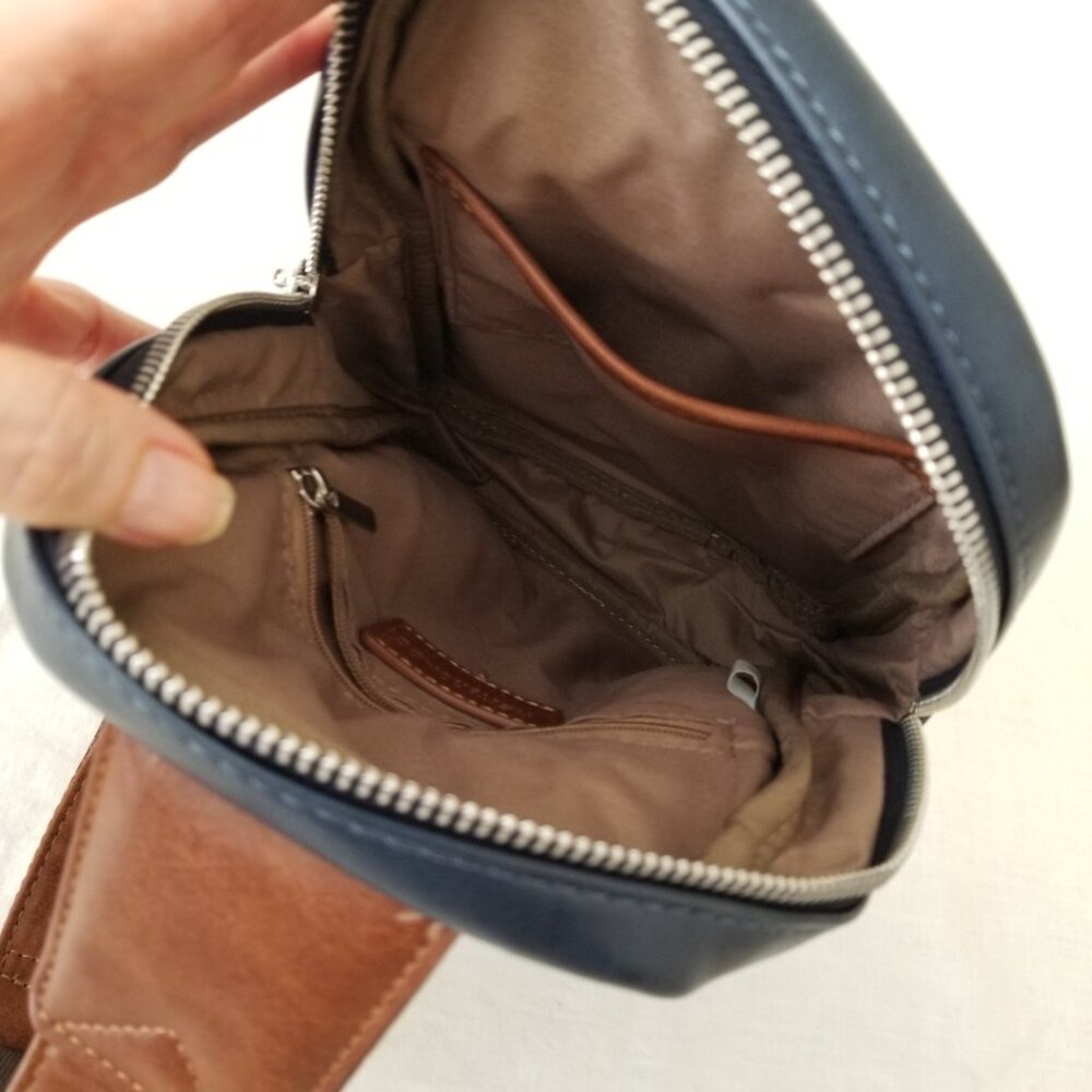 NWT! WestBronco Dark Blue and Brown Faux Leather Crossbody Shoulder Sling Bag - Picture 6 of 11